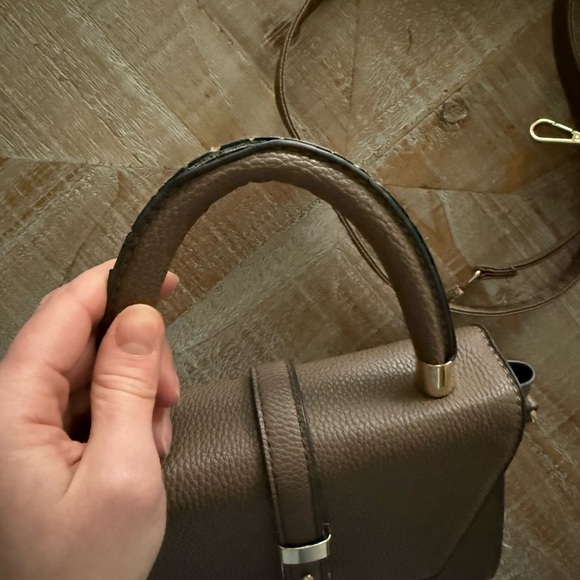 Handbag - Picture 6 of 6
